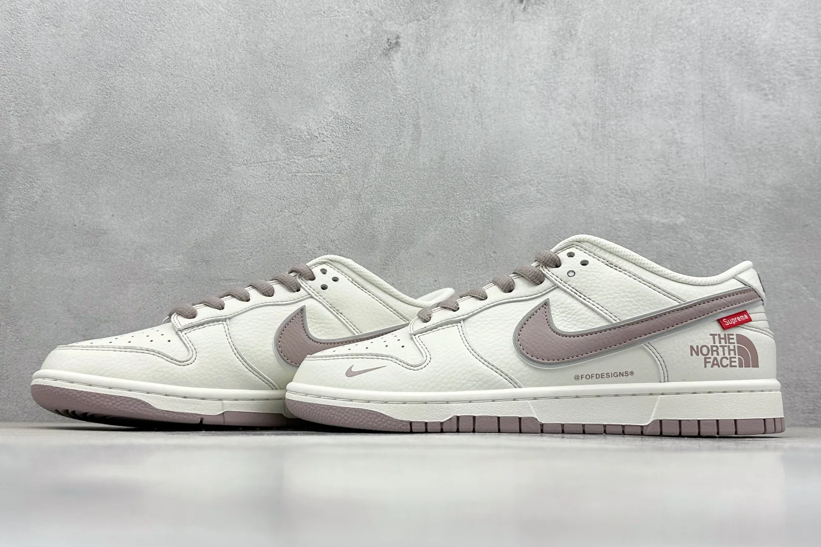 Supreme x The North Face x Nike SB Dunk Low Skateboard Shoes – Cream Grey Limited Edition
